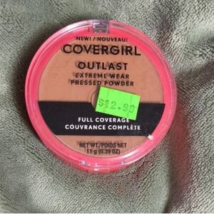 *4 for $28* 875 Soft Sable - CoverGirl Outlast Extreme Wear Pressed Powder
